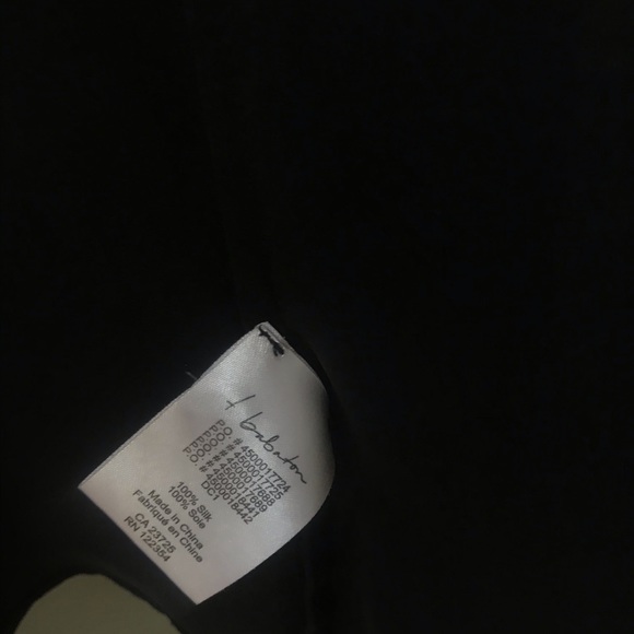 Babaton 100% Silk BlouseSize XXS - Picture 3 of 4